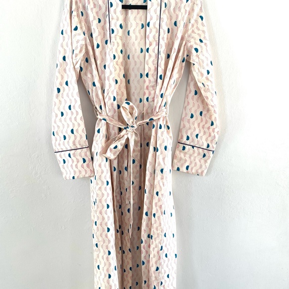 The Ethical Silk Company robe size S/M - Picture 8 of 9